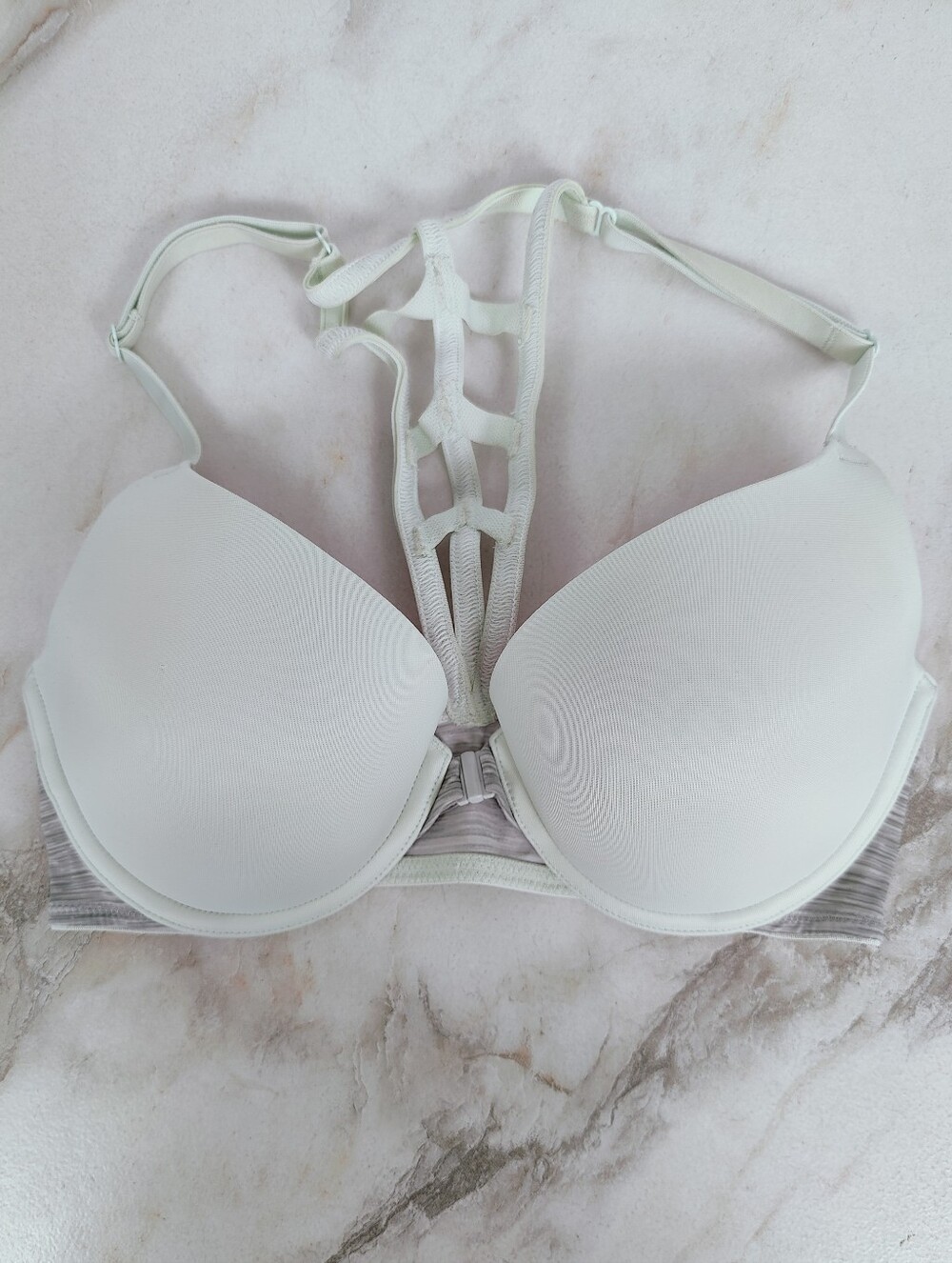 Victoria's Secret PINK Wear Everywhere Strappy Racerback Front Close Bra, 32D